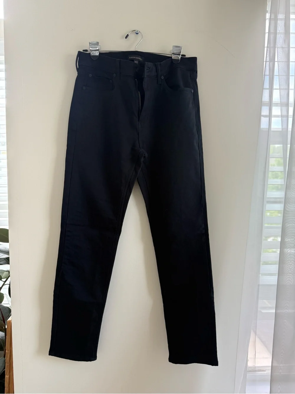 Banana Republic Men's Navy Slim Straight Traveler Pants- 32x32 NWOT